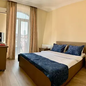 Port Altus 3* Batumi